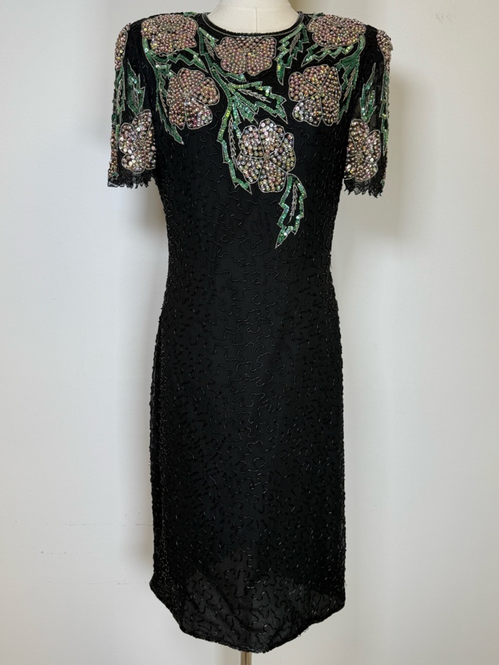 ✨ Vintage ✨Scala 1980’s Hand Beaded Black Silk Cocktail Dress Women’s Size 8